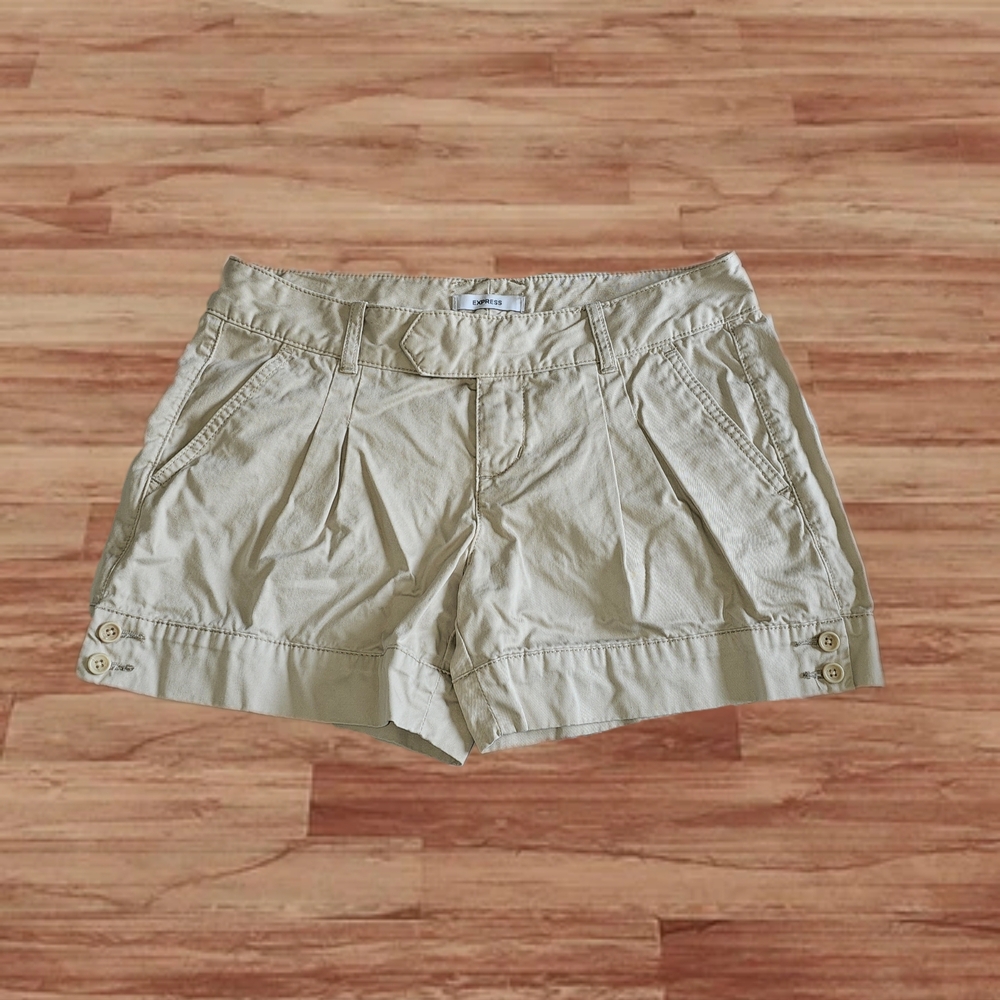EXPRESS Size 8 Khaki Shorts